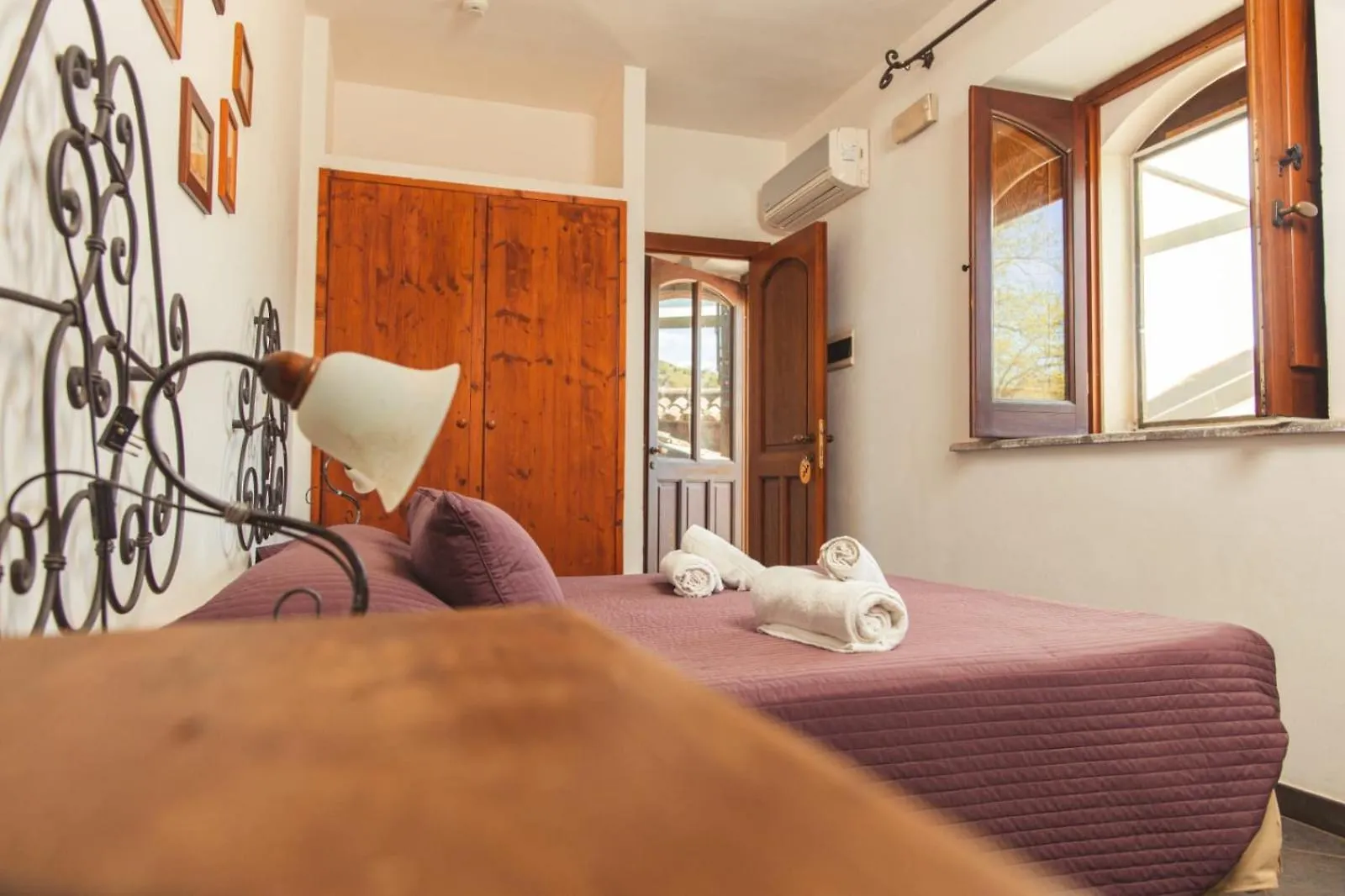 בית חווה טאורמינה Agriturismo Terrenia איטליה